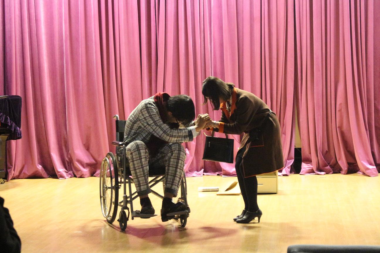 话剧1.JPG 话剧1.JPG